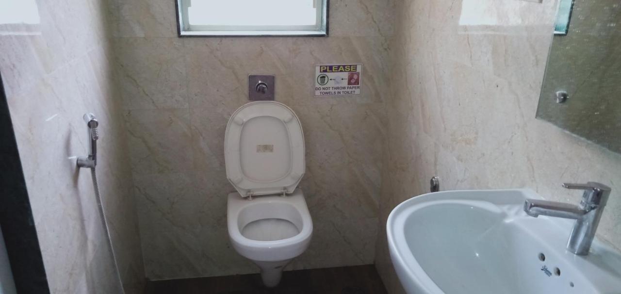 Hotel White House Пуна Экстерьер фото